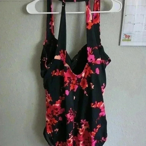 Agua bella swimsuit - Picture 4 of 5